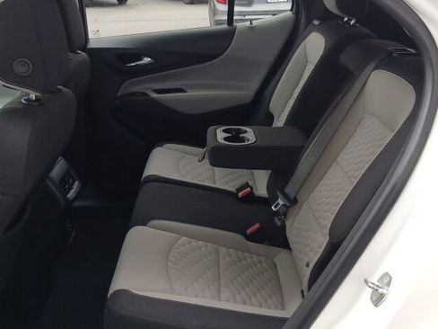 Used 2021 Chevrolet Equinox LS w/ LPO, Blackout Package image 19