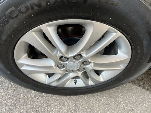 Used 2018 Buick Enclave Essence w/ Trailering Package AWD/4WD image 41