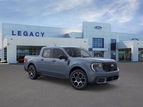 New 2026 Ford Maverick Lariat image 7