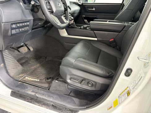 Used 2022 Toyota Tundra Limited RWD image 10