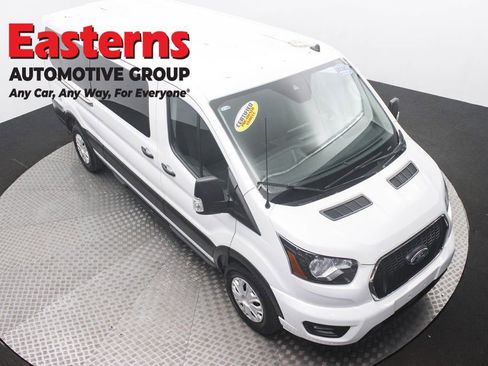 Used 2023 Ford Transit 350 XLT RWD image 3