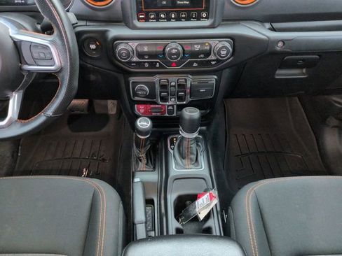 Certified 2022 Jeep Gladiator Mojave w/ Trailer Tow Package AWD/4WD image 23