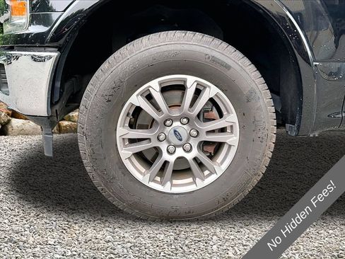 Used 2018 Ford F150 Lariat w/ FX4 Off-Road Package AWD/4WD image 9