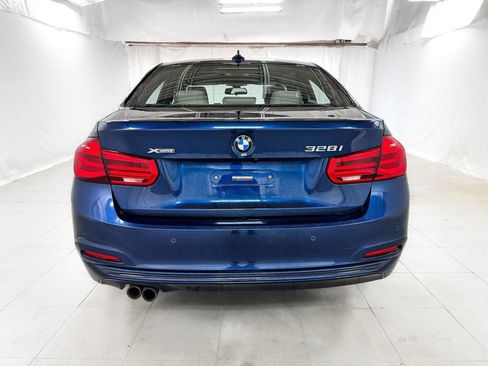 Used 2016 BMW 328i xDrive Sedan AWD/4WD image 5