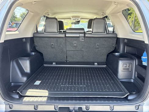 Used 2020 Toyota 4Runner SR5 Premium image 27