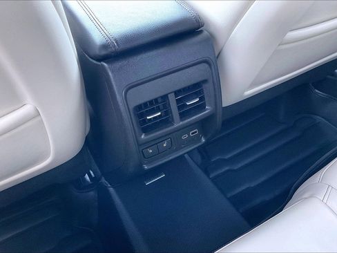 Used 2020 Cadillac XT4 Sport AWD/4WD image 31