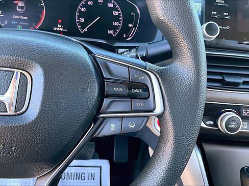 Used 2019 Honda Accord LX image 12