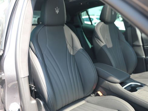Used 2024 Maserati Grecale GT AWD/4WD image 62