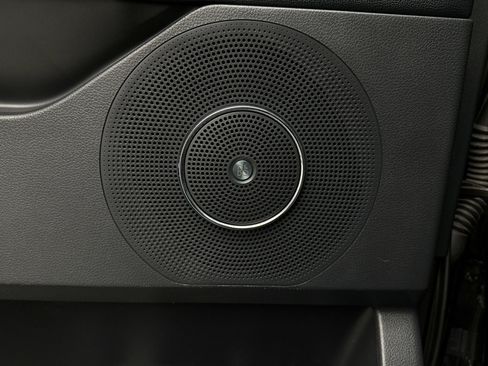 Used 2022 Ford Expedition Max Limited image 17