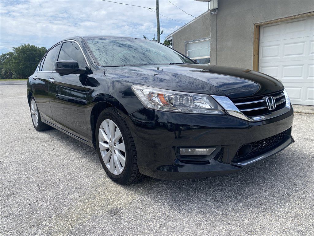 Used 2015 Honda Accord Touring image 1