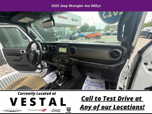 Used 2023 Jeep Wrangler Unlimited w/ Sun & Screen Package AWD/4WD image 26
