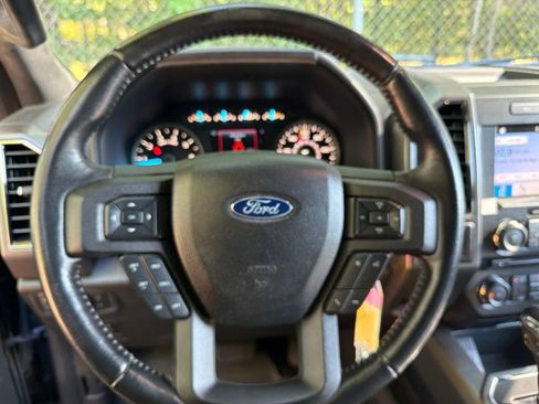 Used 2018 Ford F150 XLT w/ Equipment Group 302A Luxury AWD/4WD image 17