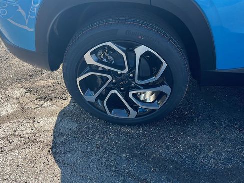 New 2026 Chevrolet Trax RS FWD image 32