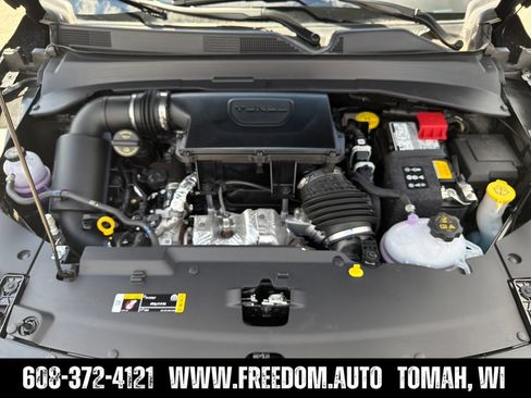 Used 2026 Jeep Compass Latitude AWD/4WD image 20