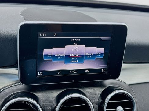 Used 2018 Mercedes-Benz C 300 Sedan image 11