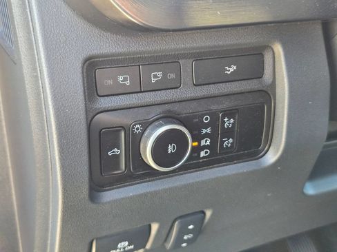 Used 2023 Ford F350 Lariat w/ Lariat Ultimate Package AWD/4WD image 10