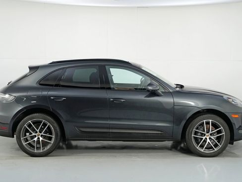 Used 2023 Porsche Macan image 53