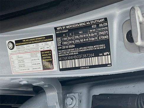 Used 2025 Mercedes-Benz GLC 300 GLC 300 image 29