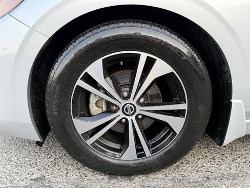 Used 2020 Nissan Sentra SV image 10