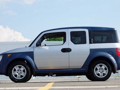 Used 2006 Honda Element LX image 16