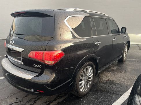 Used 2017 INFINITI QX80 4WD w/ Driver Assistance Package image 4
