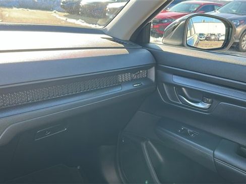Used 2023 Honda CR-V LX image 18