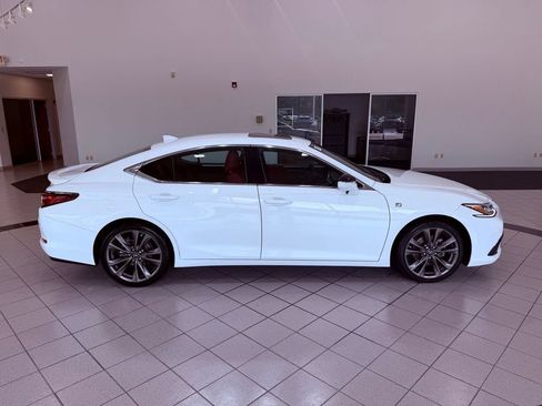 Used 2019 Lexus ES 350 F Sport w/ Accessory Package 2 FWD image 13