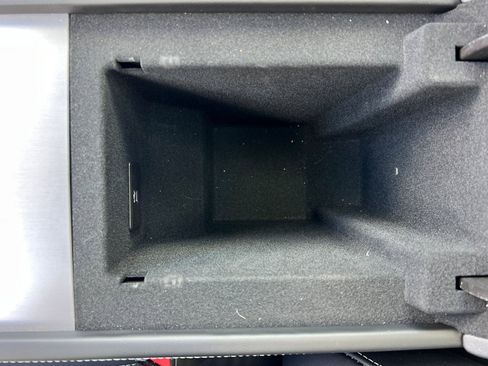 Used 2026 Cadillac Vistiq Luxury image 32