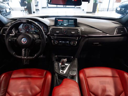 Used 2018 BMW M3 image 9