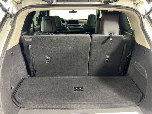 Used 2023 INFINITI QX60 Luxe w/ Cargo Package FWD image 6