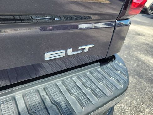 Used 2023 GMC Sierra 1500 SLT w/ SLT Premium Package AWD/4WD image 10
