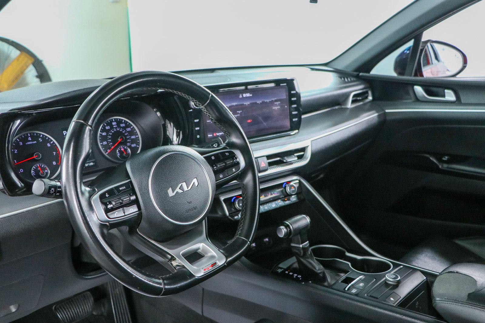 Used 2022 Kia K5 GT-Line w/ GT-Line FWD Premium Package image 23