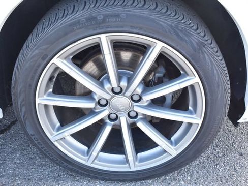 Used 2018 Audi Q3 2.0T Premium Plus w/ Premium Plus Package AWD/4WD image 49