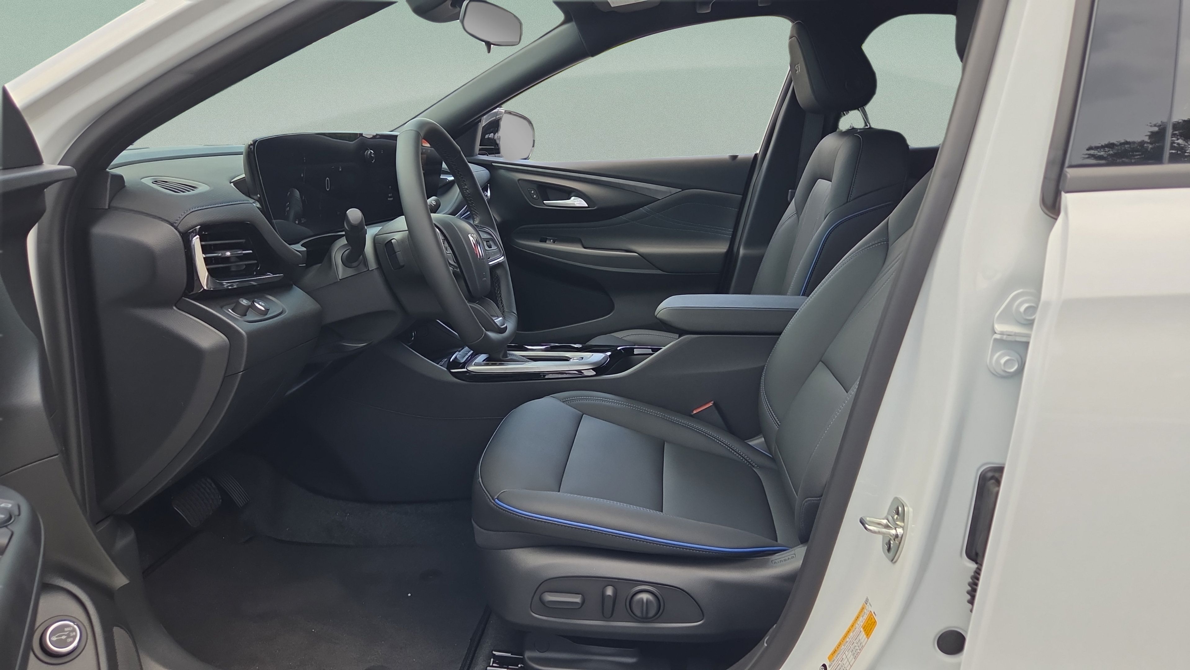 New 2026 Buick Envista Sport Touring w/ Convenience I Package FWD image 10