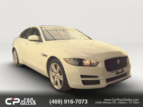 Used 2017 Jaguar XE Premium RWD image 1