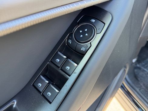 New 2026 Ford Explorer Active w/ Active Comfort Package image 19