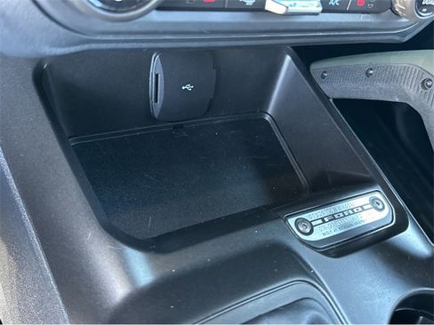 Used 2022 Ford Bronco Everglades image 30