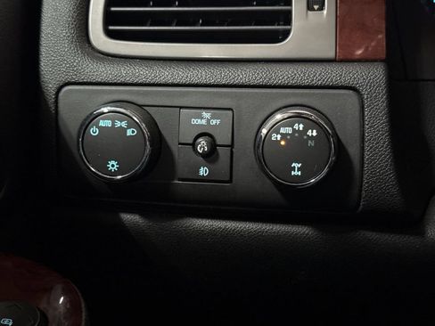 Used 2011 Chevrolet Silverado 1500 LTZ w/ LTZ Plus Package AWD/4WD image 17