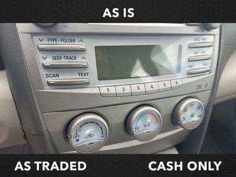 Used 2011 Toyota Camry LE image 15