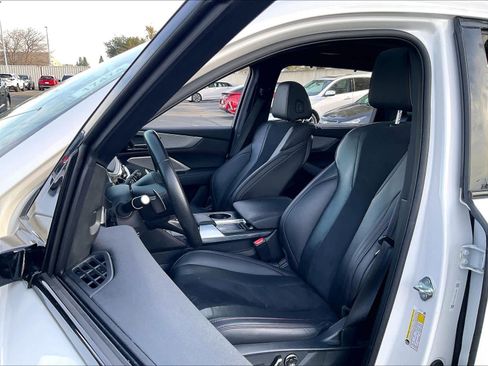 Used 2023 Acura MDX A-Spec image 27