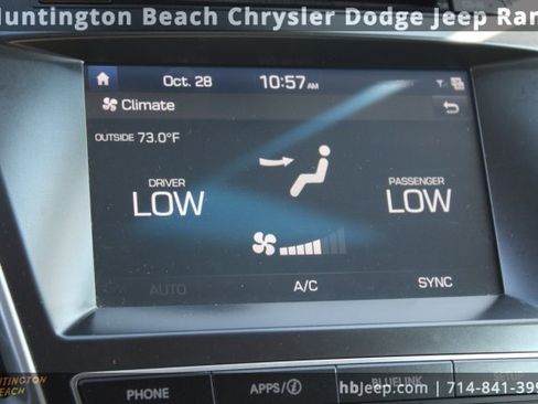 Used 2018 Hyundai Santa Fe SE image 23
