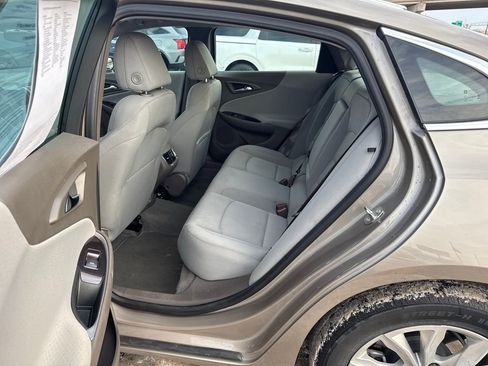 Used 2024 Chevrolet Malibu LT image 23