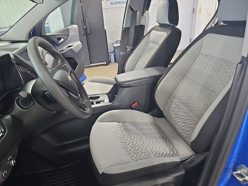 Used 2024 Chevrolet Equinox LS w/ LS Convenience Package FWD image 18