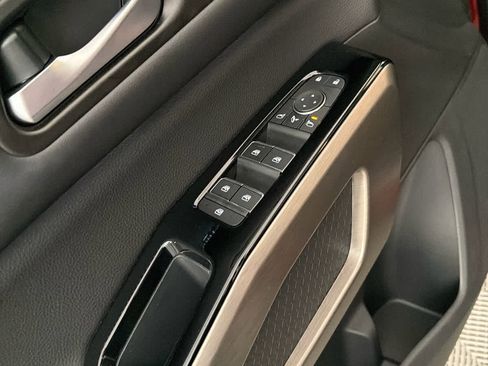 Used 2025 Nissan Pathfinder Platinum w/ Cargo Package image 24