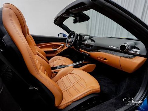 Used 2022 Ferrari F8 Tributo RWD image 44