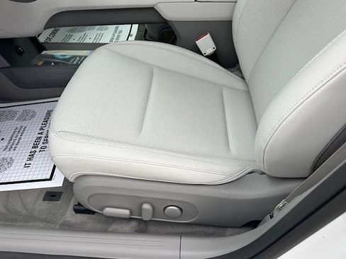 New 2025 Hyundai Ioniq 6 SEL image 6