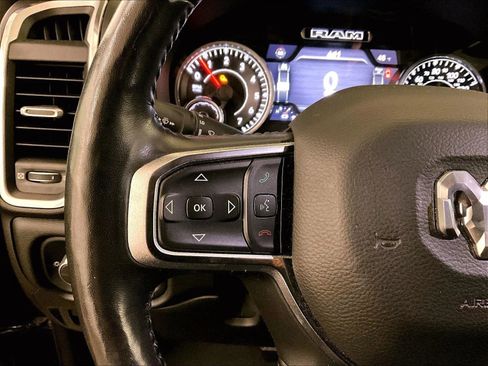 Used 2019 RAM 1500 Laramie image 17