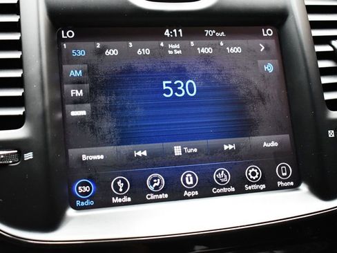 Used 2019 Chrysler 300 S image 33