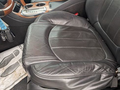 Used 2012 Buick Enclave Premium image 22