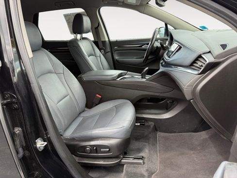 Used 2021 Buick Enclave Essence AWD/4WD image 17